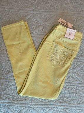 Chico's Platinum Straight Ankle Jean Embroidered Back Pockets Sunny Yellow NWT